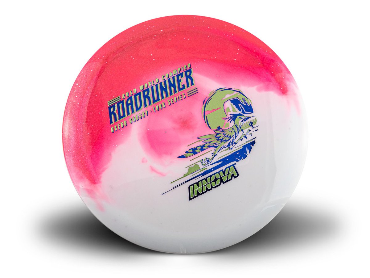 InnovaProShop's tweet photo. For over 20 years, the [9|5|-4|1] Roadrunner has made the hard shots easier. In 2026, Barsby goes back to his roots, reviving his first Tour Series model, but in a fresh new plastic. Introducing the Gregg Barsby Tour Series DUO Roadrunner.

https://t.co/47D6fKNiut

#discgolf https://t.co/vBdExknU96