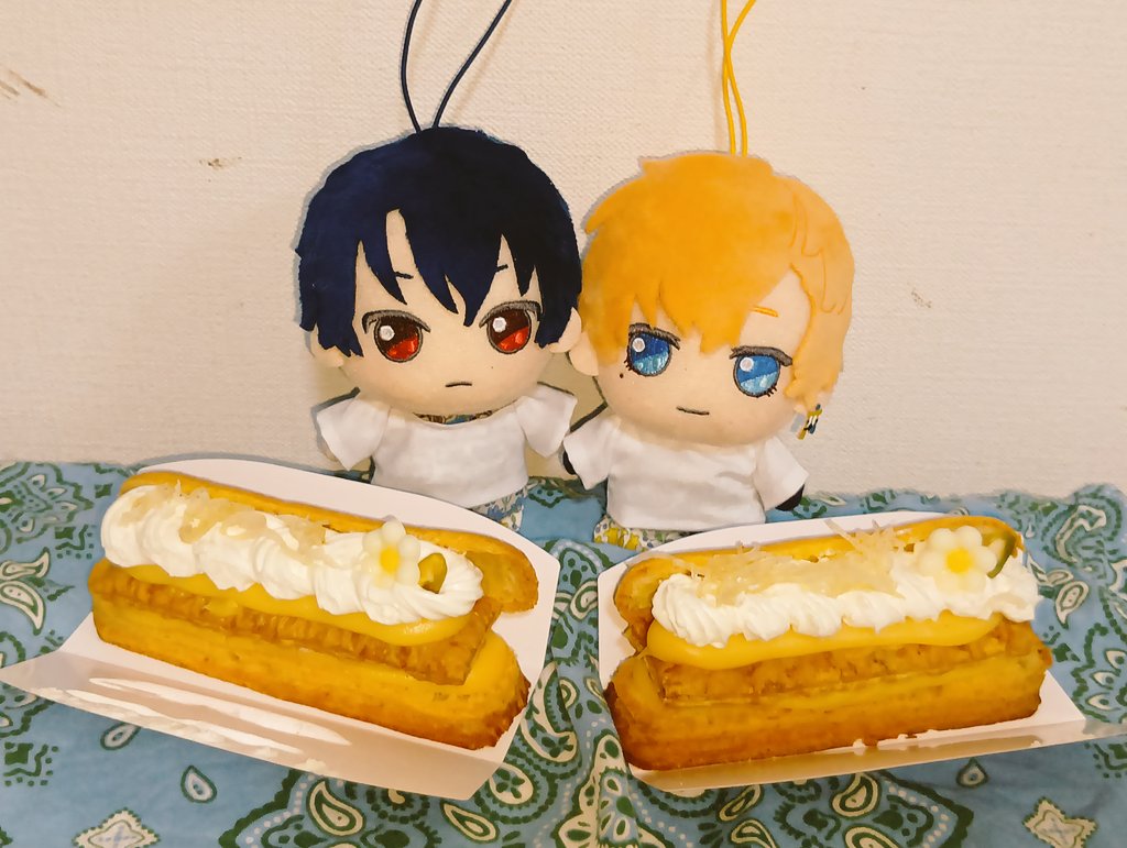 junjun_nui's tweet photo. シノ誕生日おめでとう🎉
東家族でお祝い🎂
レモンパイじゃないけど仲良くお食べ🍴
#まほやく_ぬい https://t.co/6hd0qkGbeO