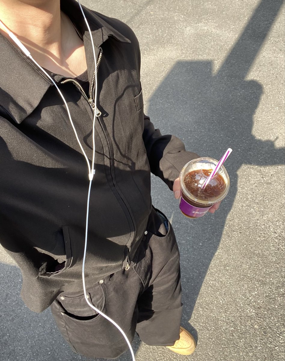 scxll10's tweet photo. 🧍 https://t.co/aC9OBN5MXO