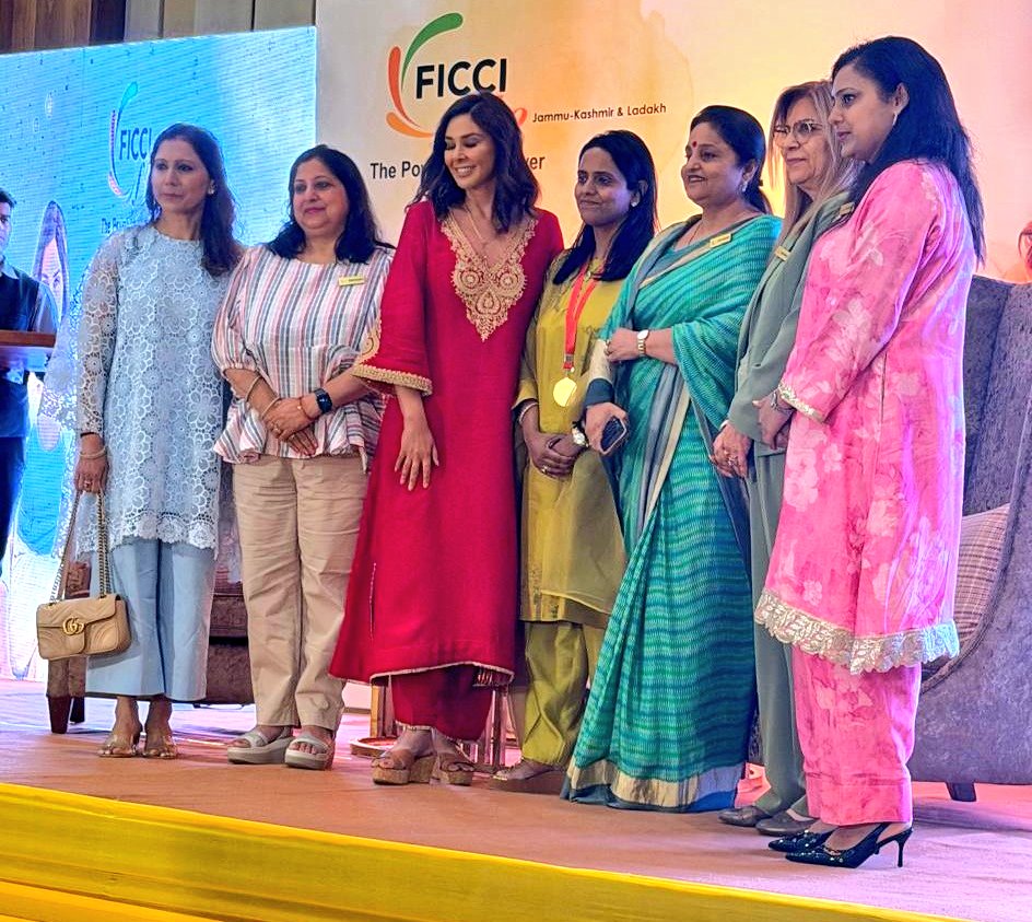 priyasethibjp's tweet image. #Congratulations 

#VarshaBansal ji

My all good wishes to you..

Change of guard 
FICCI FLO 
Jammu and Kashmir chapter