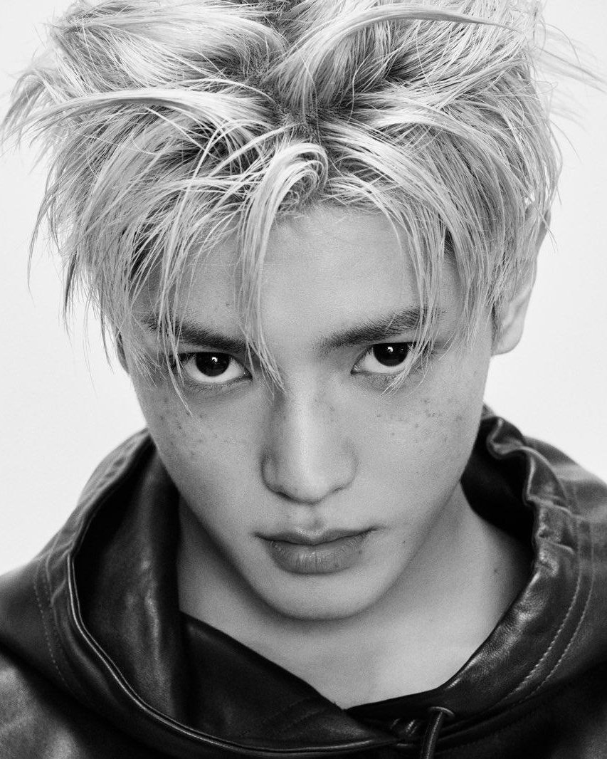 taeyong pics tweet media