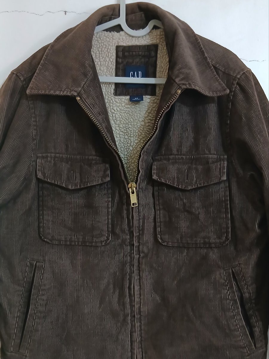 YJWNPR0DS's tweet photo. WTS LFB PH VINTAGE JACKET PAYO ONLY
FOR SALE: Vintage ‘05 GAP Japan Archive 🇯🇵
​03/05 release. Brown corduroy + heavyweight boa lining.
​• Size: S (True to size)
• Cond: 9/10 (Premium quality)
• Price: ₱5,000 (Negotiable) https://t.co/jK2mCfTY86