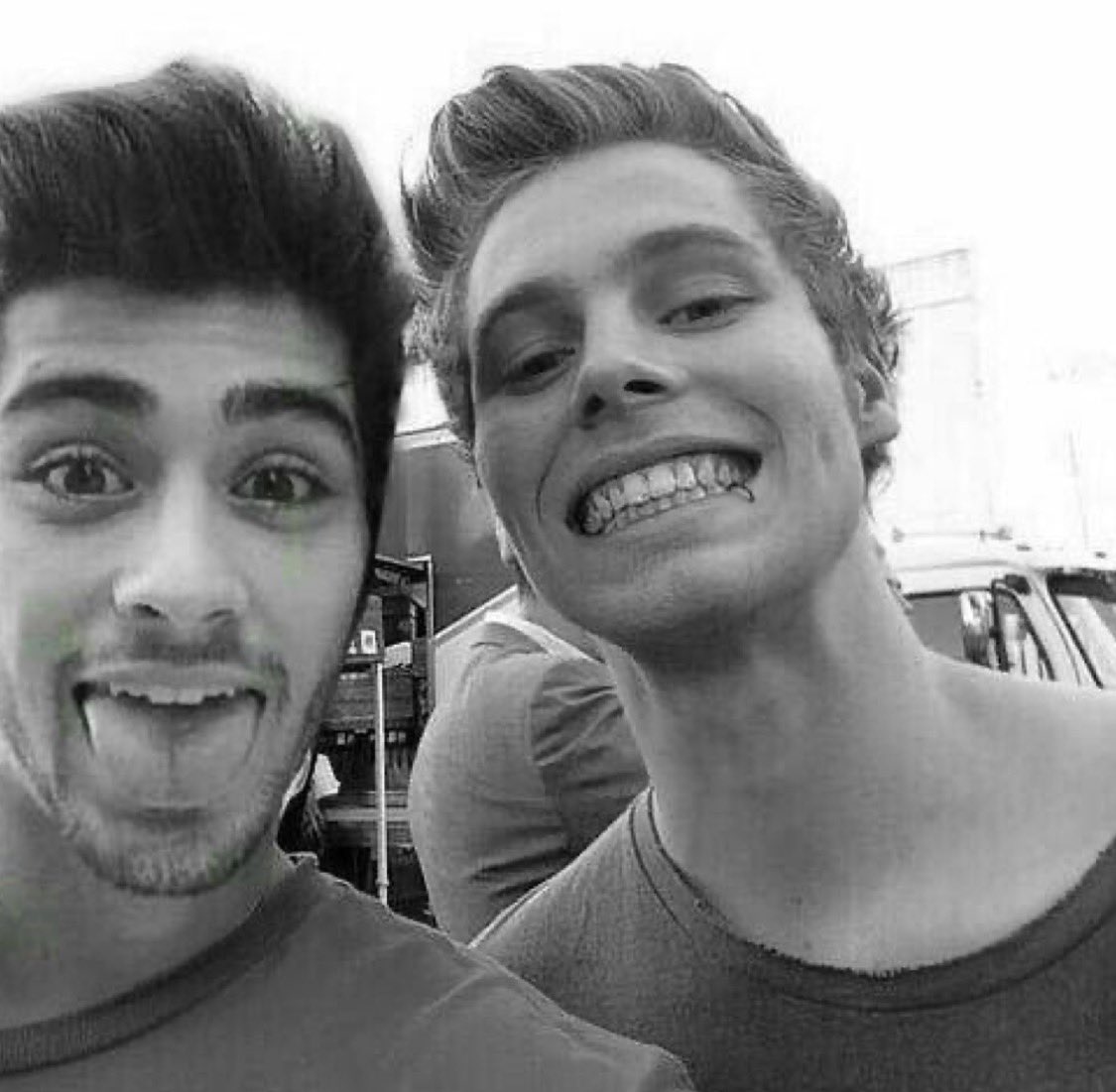 alya on tour ❤️‍🔥 tweet media