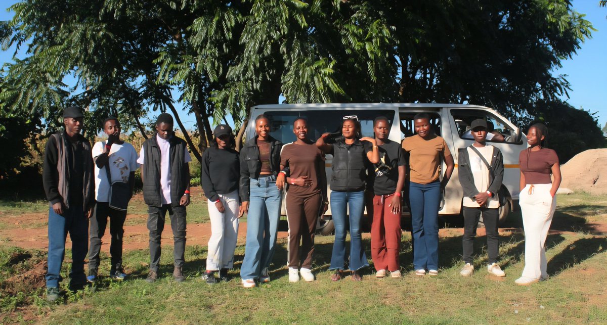 africaIYP's tweet image. On 10 April,AIYP held a leadership development workshop at Chikurubi Dam Resort, bringing together youths from diverse backgrounds. Participants were equipped with essential leadership skills for public office and civic engagement.
#YouthLeadership
#CivicEngagement
#AIYP