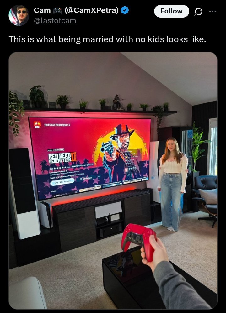 IntellectualDorkWeb tweet media