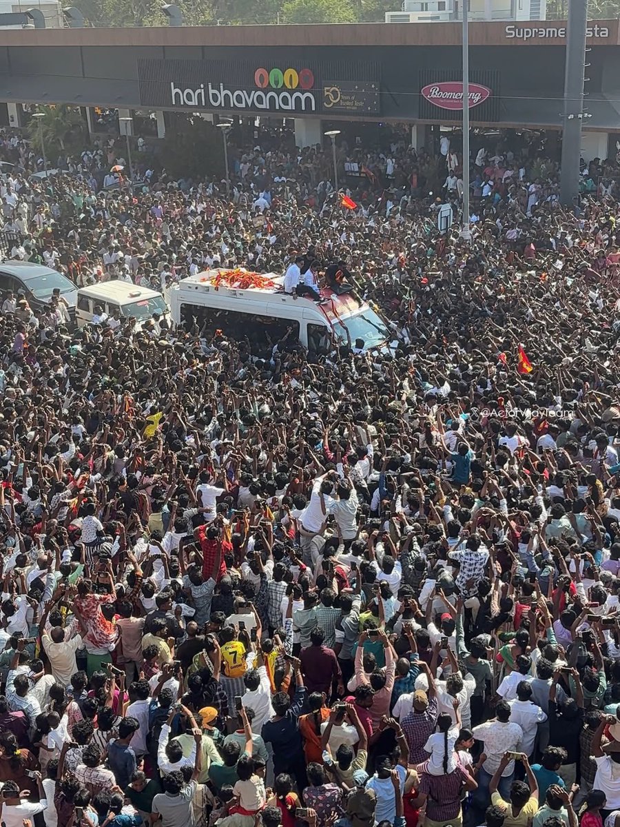 Actor Vijay Team tweet media