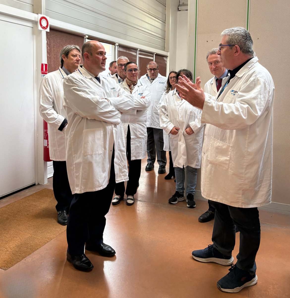 Prefet78's tweet image. #Emploi des seniors : un enjeu concret au cœur de nos entreprises !

Le préfet des Yvelines s’est rendu dans l’entreprise Pyroalliance, aux Mureaux, acteur industriel de pointe dans les domaines de la défense, du spatial et de l’aéronautique.

Chez Pyroalliance, l’emploi des