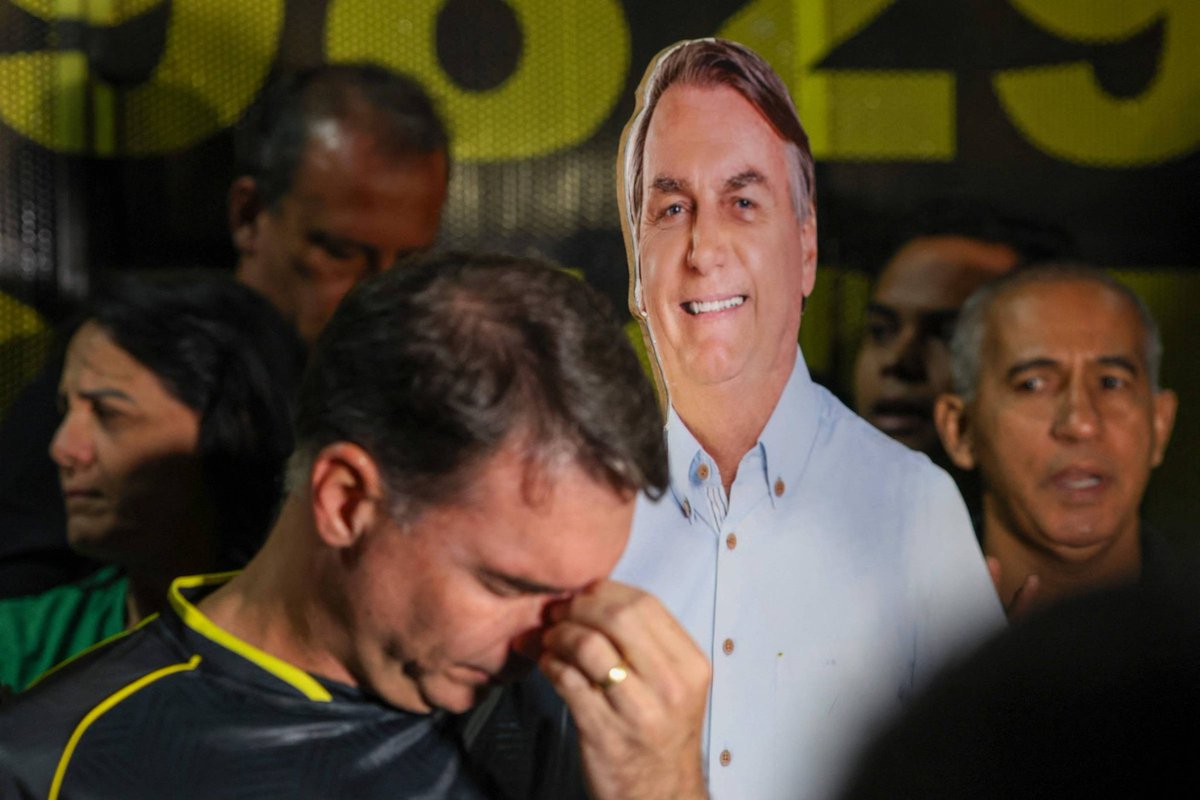 Análise Política tweet media