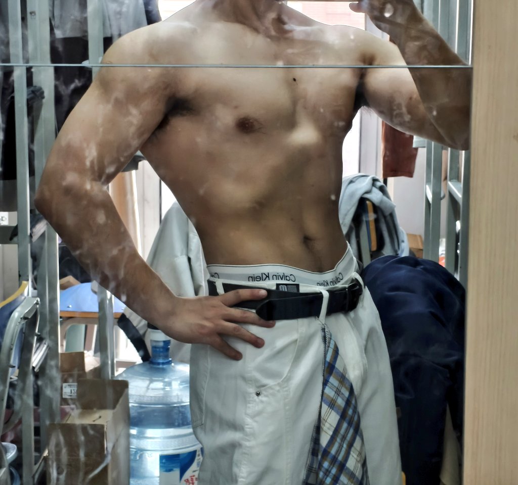 zho275995462223's tweet image. #iiii 就这个ck爽