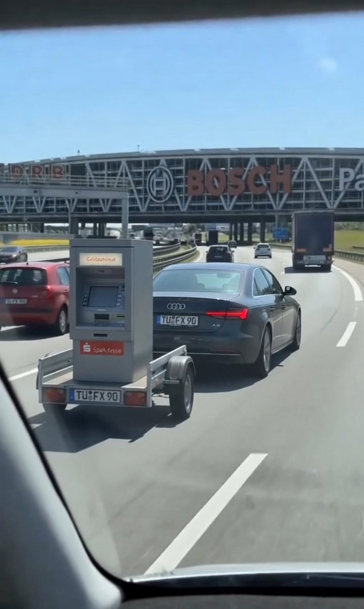 Robin Knapp tweet media