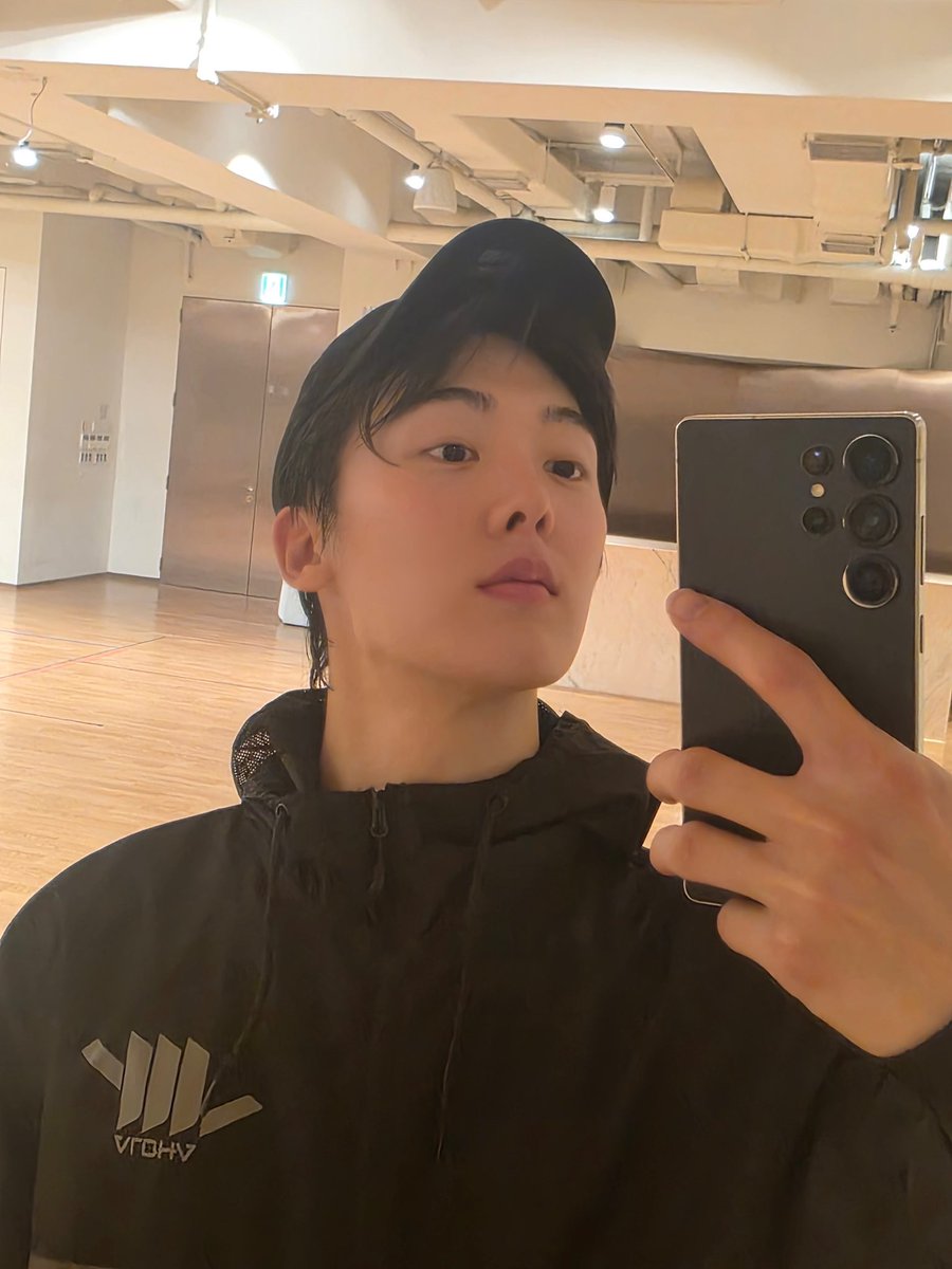 YOON SAN-HA OFFICIAL tweet media