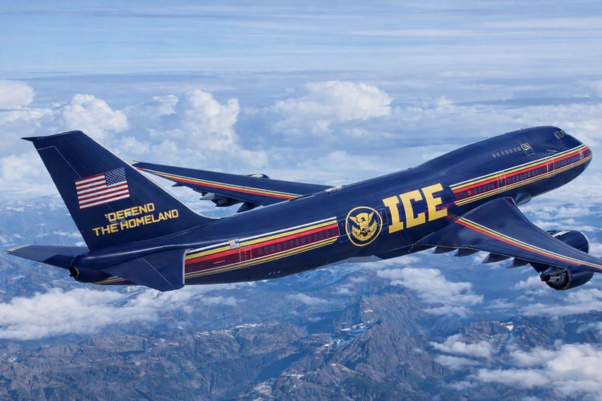 RheinAmacher's tweet photo. @Badhombre He deserves his own private flight booked to CECOT courtesy of #ICEAir! ✈️💨 https://t.co/zVgC50dbwv