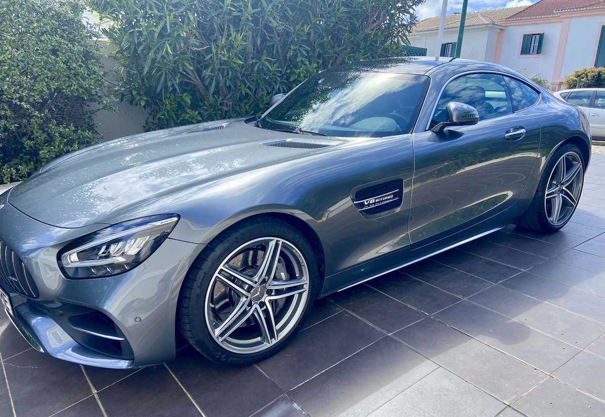 Lourenço VS tweet media