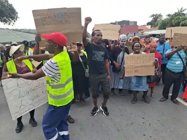 Kwena Molekwa tweet media