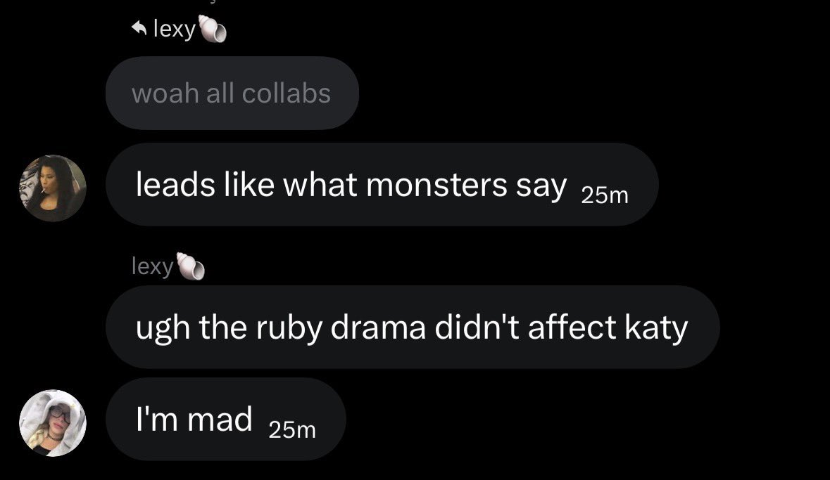 Loanaᵏᵖ tweet media