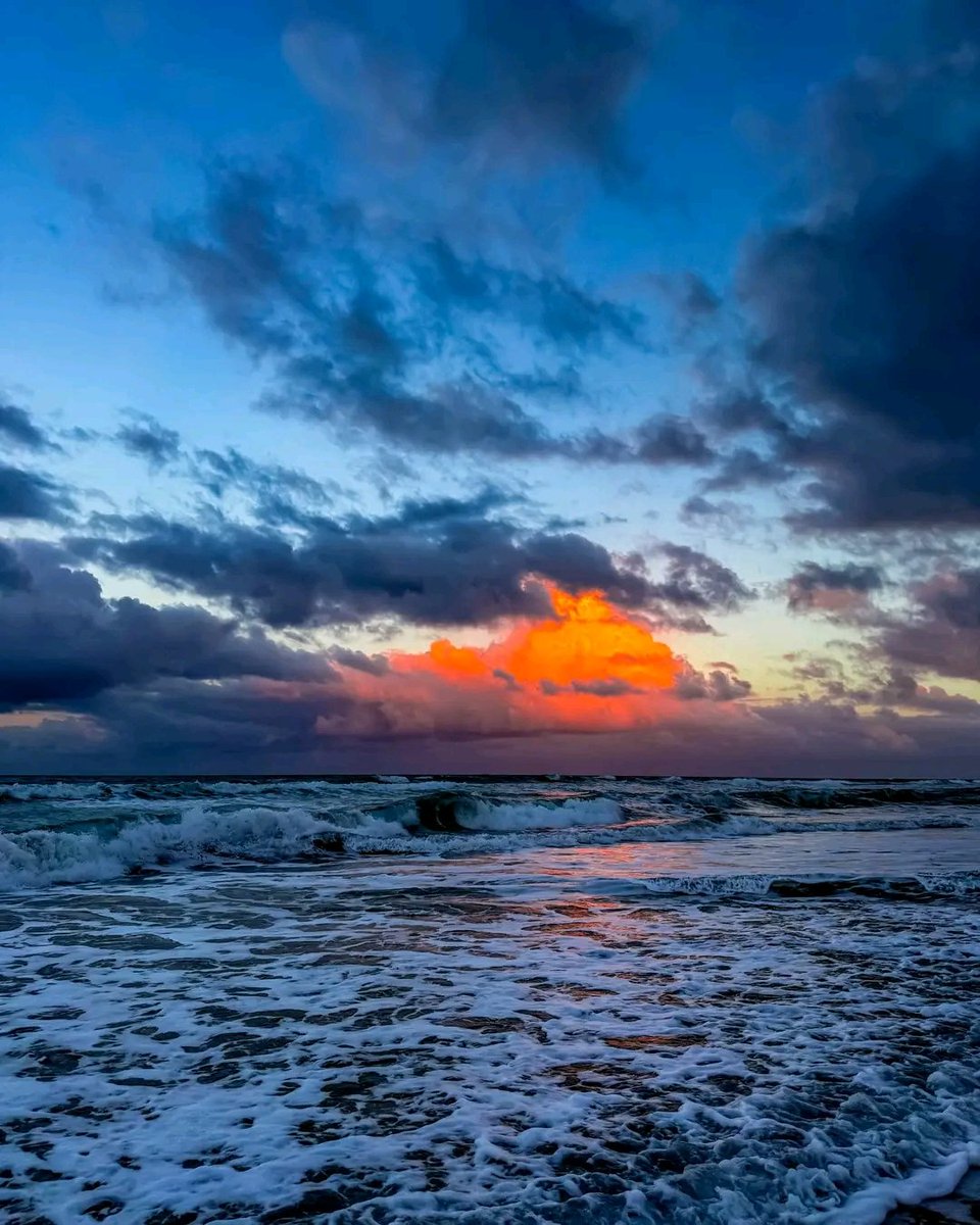 Artpct's tweet image. #pictures #photos #art #photography #gallery #nature #sea