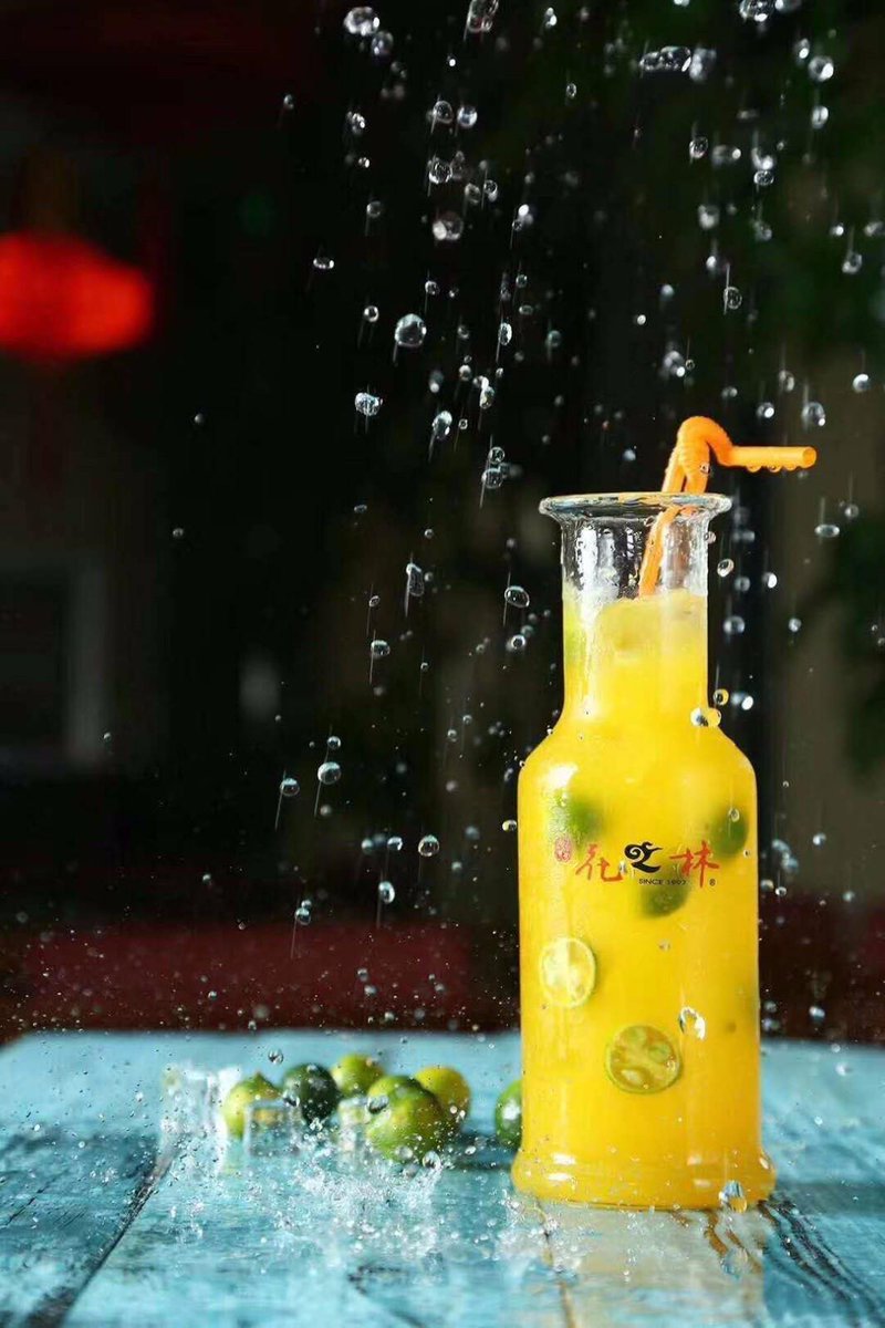 JlWithey's tweet image. New Experience Alert!  Tried the city’s first zero-waste bubble tea—no plastic, 100% compostable cups, u0026 customizable organic toppings! Swirled matcha with oat milk + boba… so creamy, so guilt-free! Who’s joining my next sip #SustainableSips #TrySomethingNew