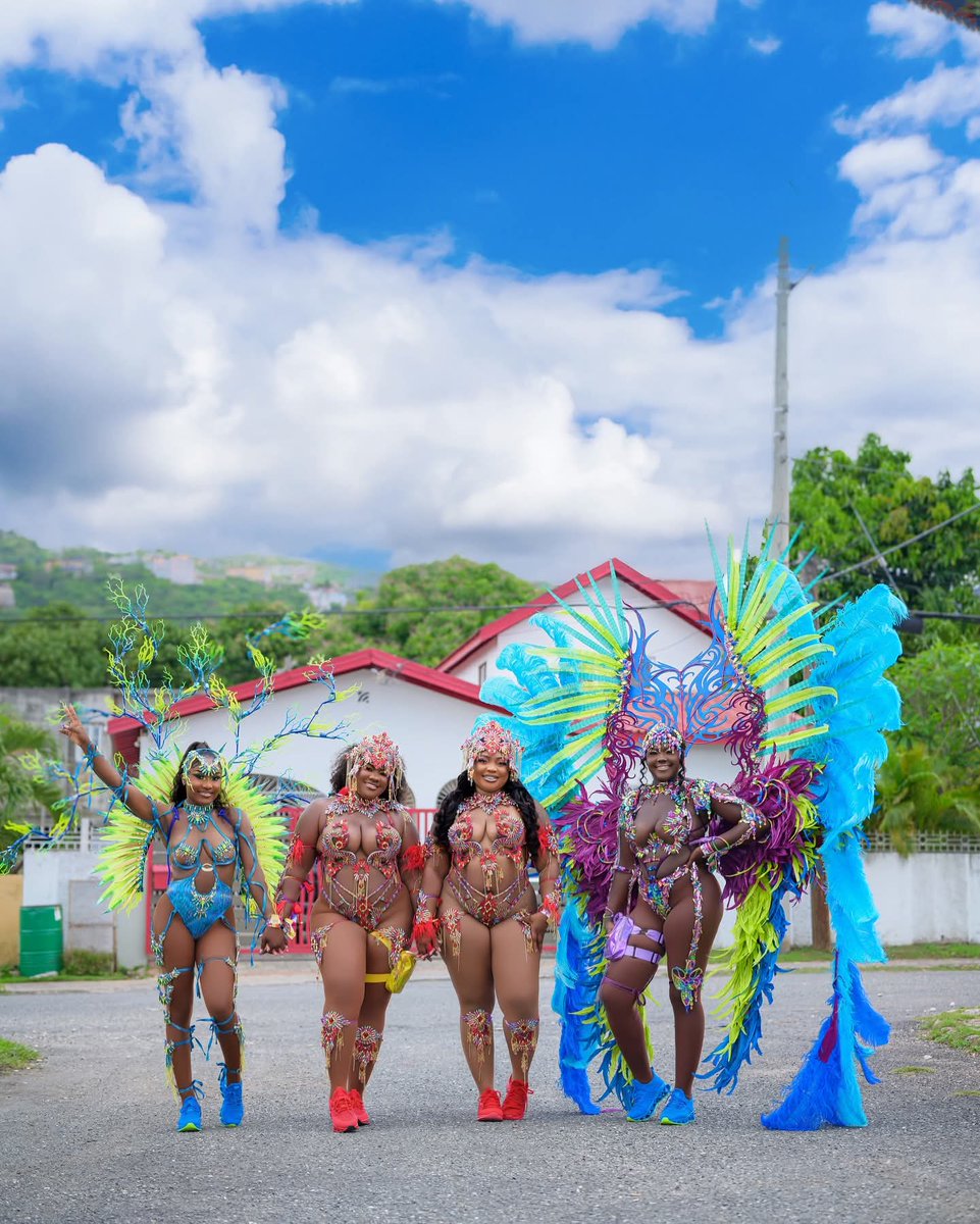 Caribbean Beauty tweet media