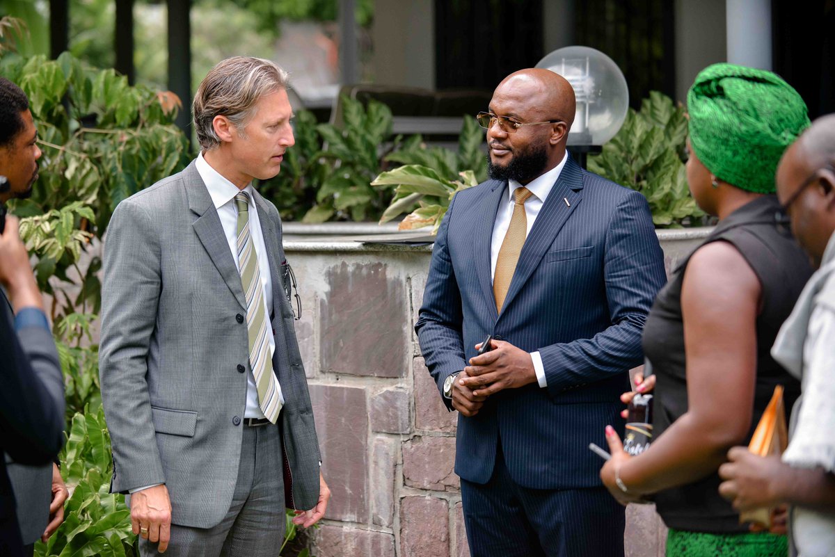 leParrainRDC's tweet image. RDC - SUEDE #Networking 🤝