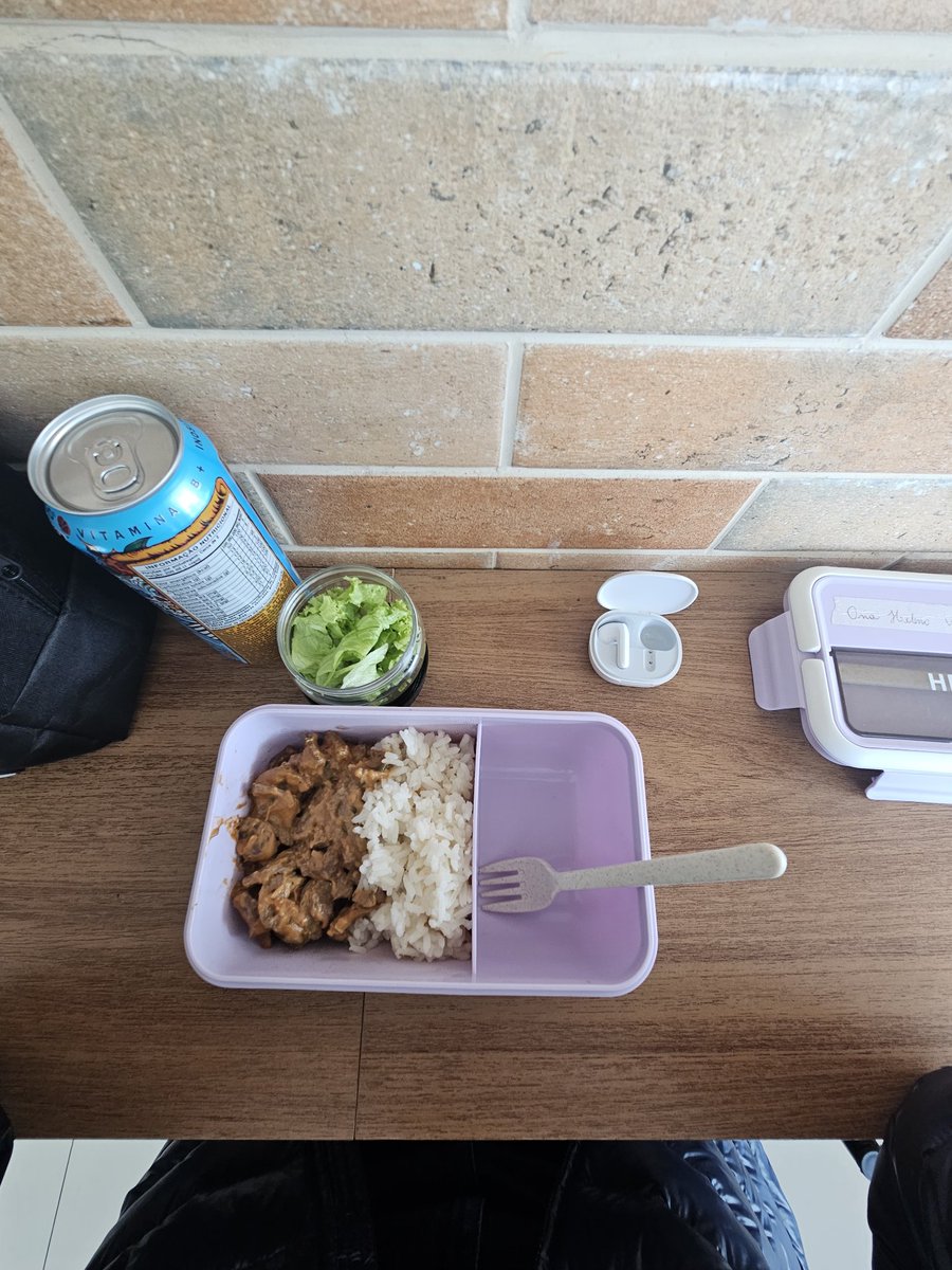 study_helenah's tweet image. Ja pode aomossar?