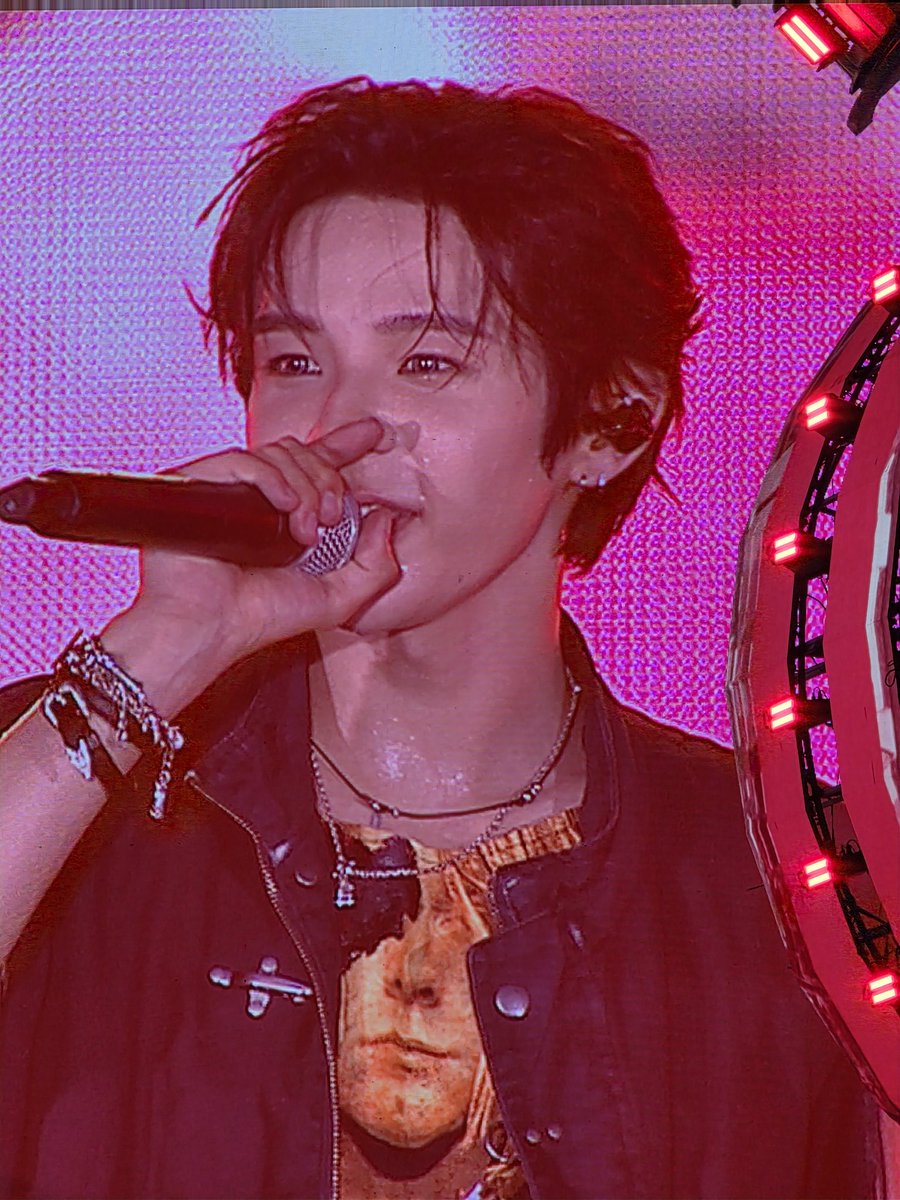 ファー⚡️ tweet media