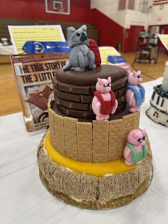 MarionCountyK12's tweet photo. #TBT to a sweet showcase of creativity at Dunnellon High School! π°π Students brought stories to life in the Edible Book Contest with cakes inspired by literary themes and characters!
A fun reminder that reading sparks imagination πβ¨
#NationalLibraryMonth #OneTeamOneMission https://t.co/H7qoLkjplx
