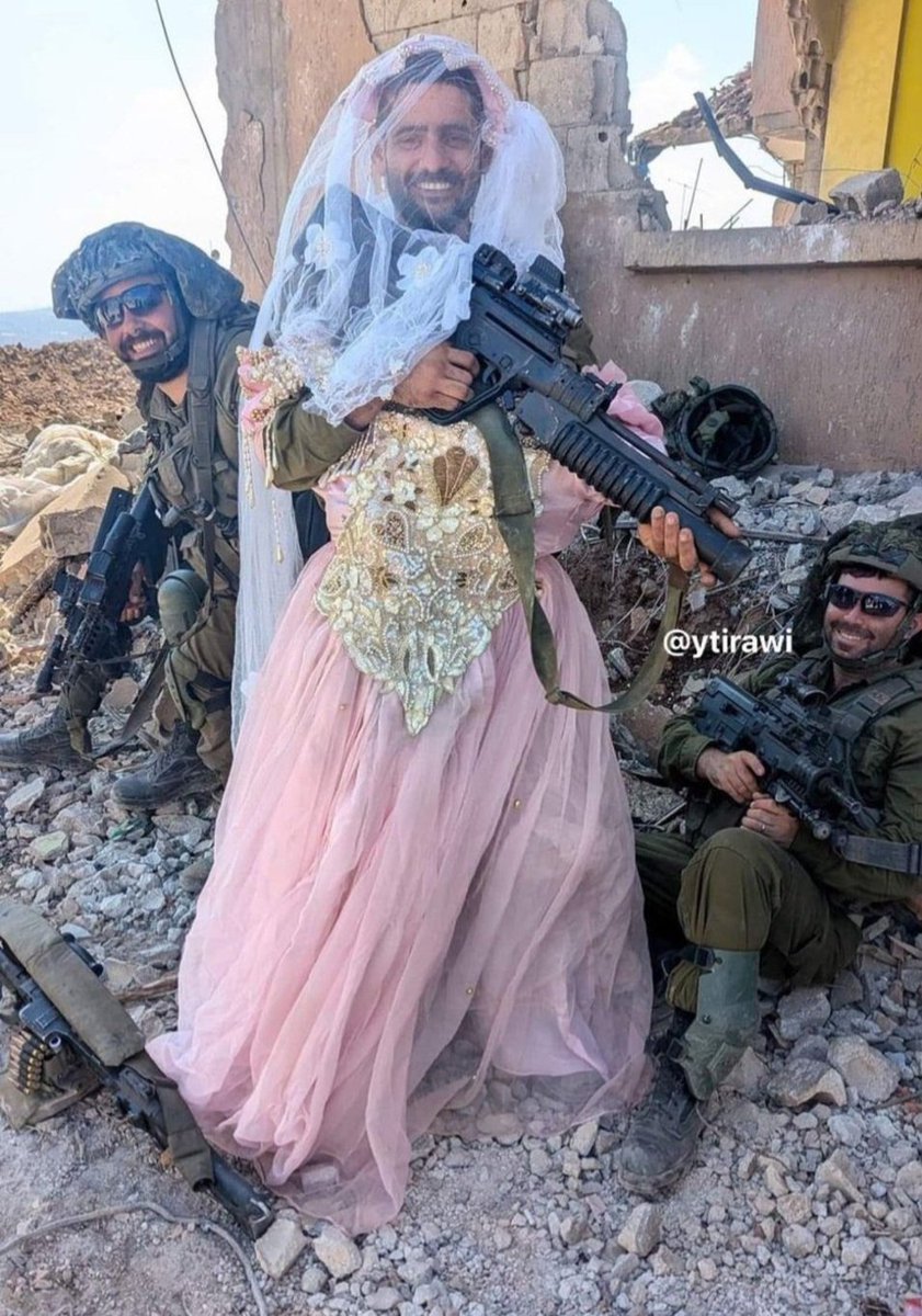 يتحالف بعض العرب مع هذه الحشرات الحقيرة الشيطانية القذرة!
سيسألكم الله عن كل هذا ..
لقد ذبحوا أمامكم أكثر من 100 ألف شهيد في غزة معظمهم أطفال ونساء!!
وعند الله تجتمع الخصوم ..
