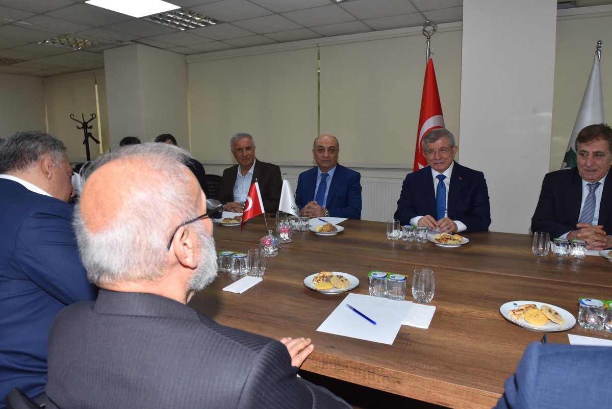 Ahmet Davutoğlu tweet media