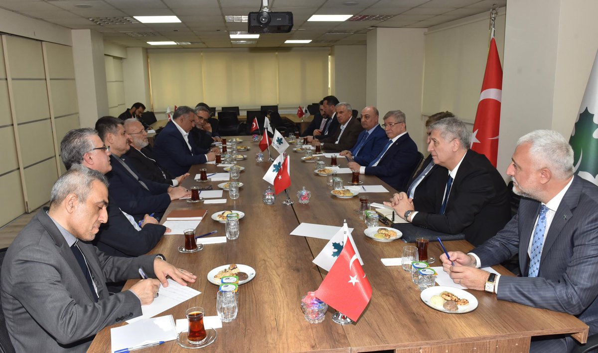 Ahmet Davutoğlu tweet media