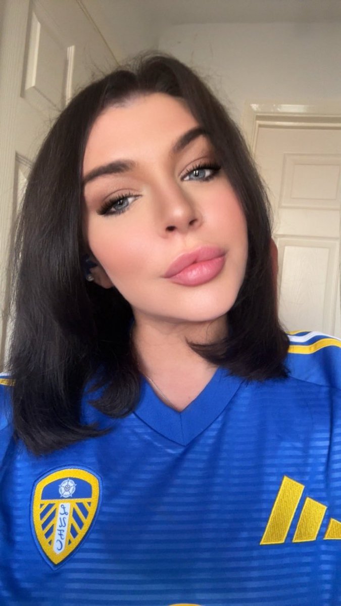 Victoria 💙🤍💛 tweet media