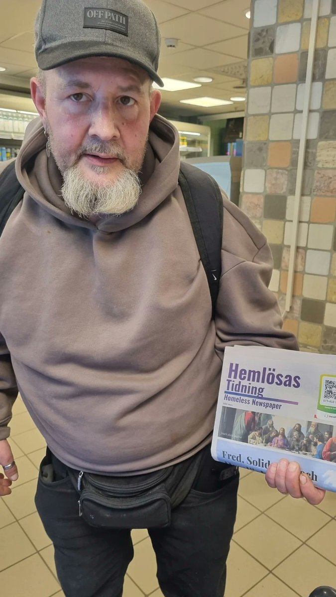 kavianferdowsi's tweet photo. Jag heter Daniel,och tillsammans med min fru kämpar vi varje enda dag för att få mat på bordet och ett tak över huvudet när kvällen kommer. Vi är hemlösa.
Daniel &min fru
https://t.co/VojzO7aSrj
https://t.co/AIWp9nIM2p
#hemlösa #hemlösastidning #homelessnewspaper #GUD #FADER https://t.co/dFt3Z85SjA