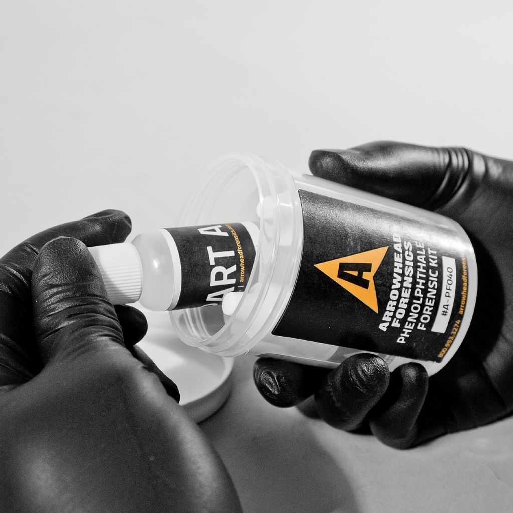 arrowheadcsi's tweet photo. Our pre-packaged kit contains all the reagents to conduct a presumptive blood test. This simple 4 step test is easy to use and is housed in a small plastic cup. An immediate pink color on the end of the swab indicates a presumptive positive for blood. #presumptivebloodtest https://t.co/4glonKPdbu