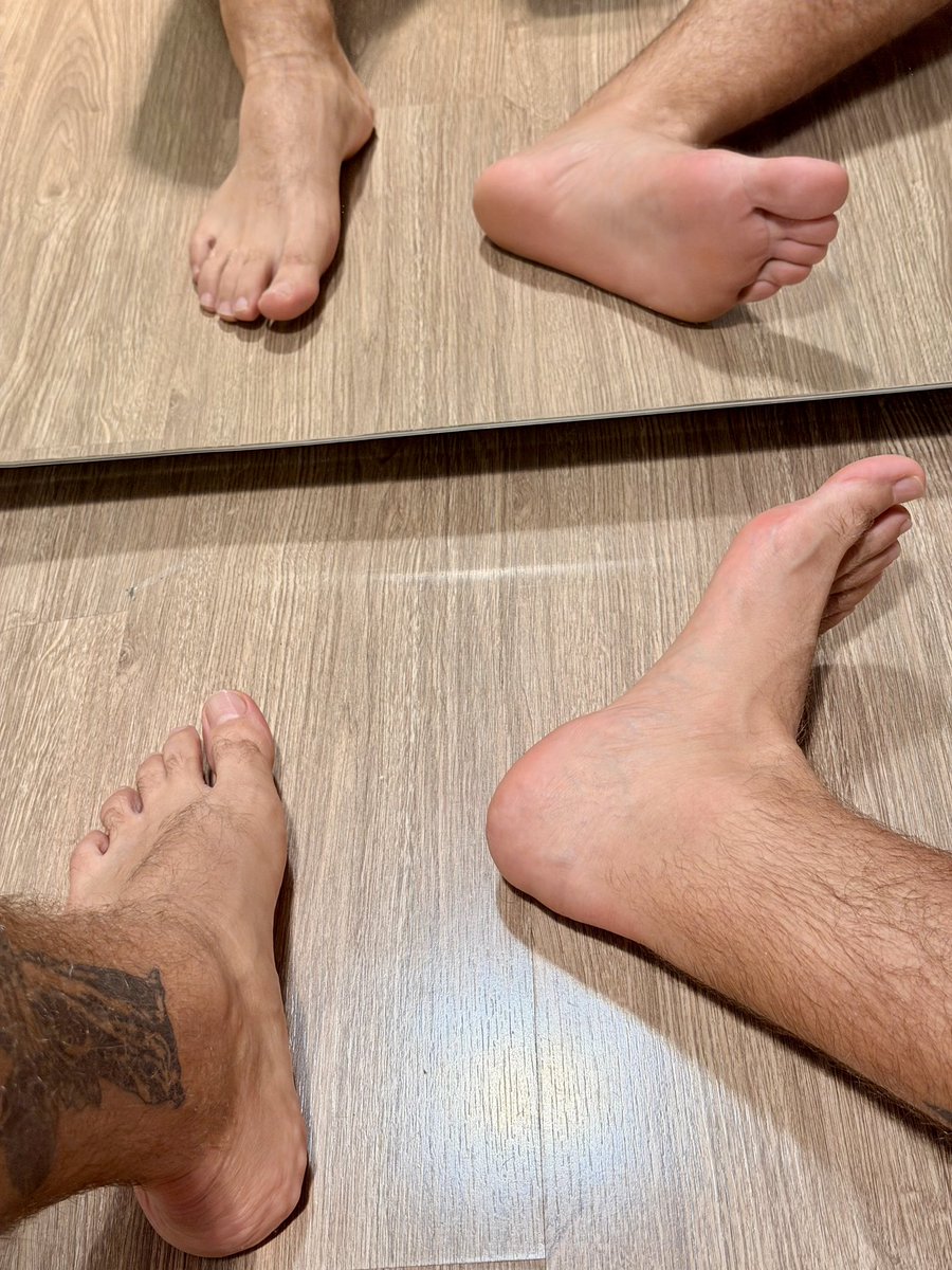 Feet Almighty tweet media