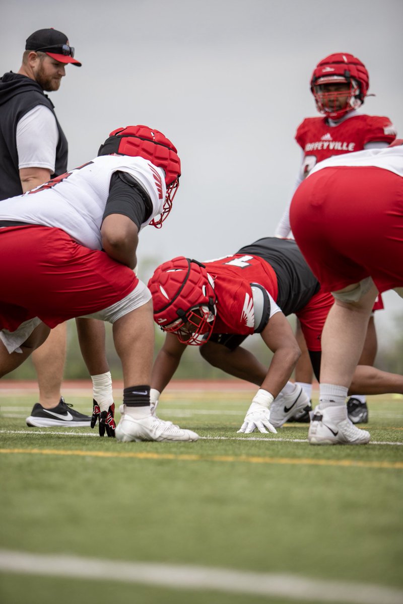 Evan Bryant tweet media