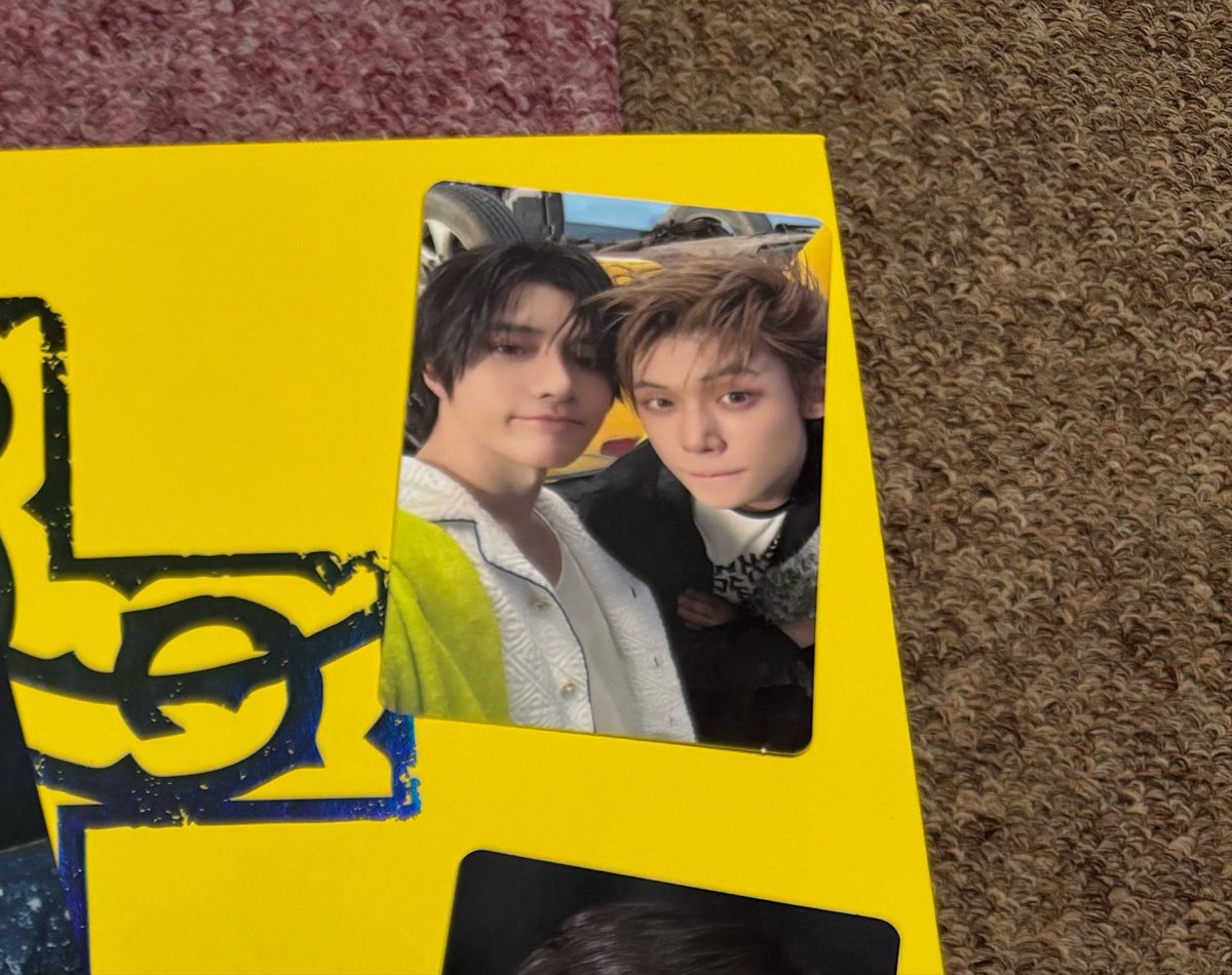 MIKA🐰 tweet media