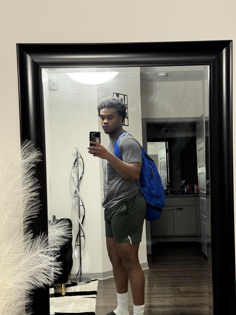 𝚖𝚊𝚛𝚔 🌙 tweet media