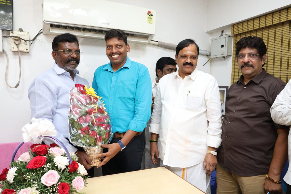 ArasiyalVengayam tweet media