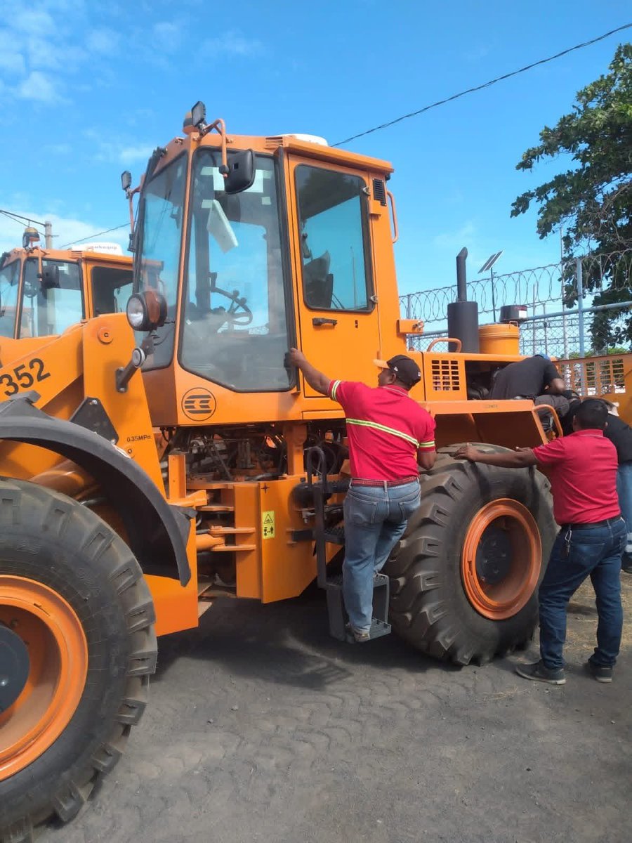 PLOMO1979 tweet media