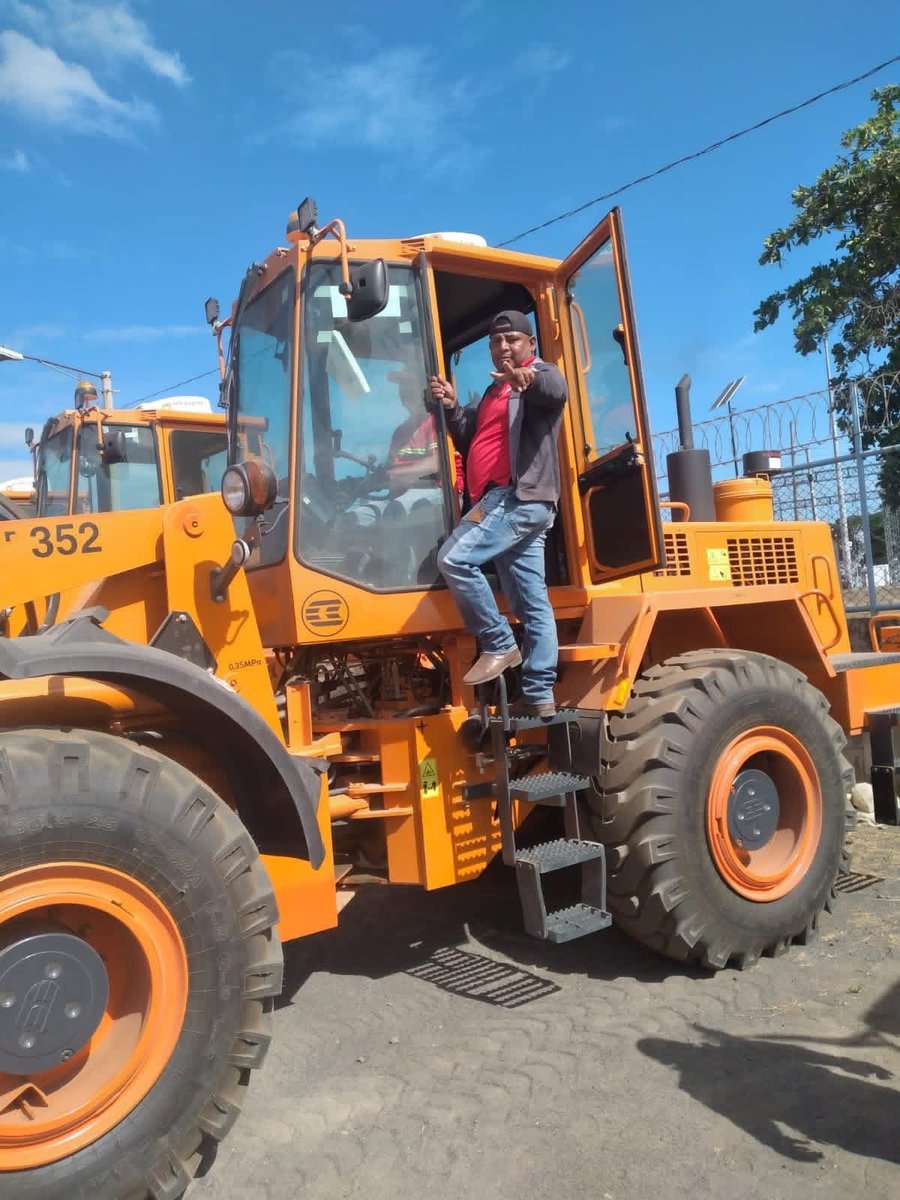 PLOMO1979 tweet media