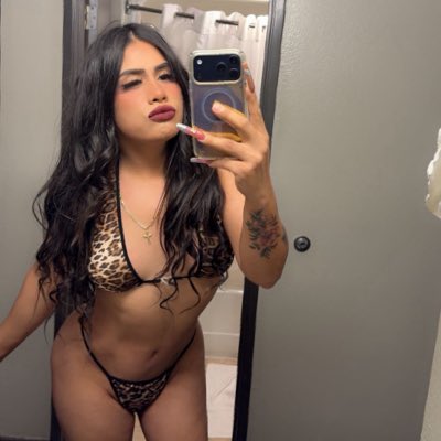 Estefany Vega tweet media