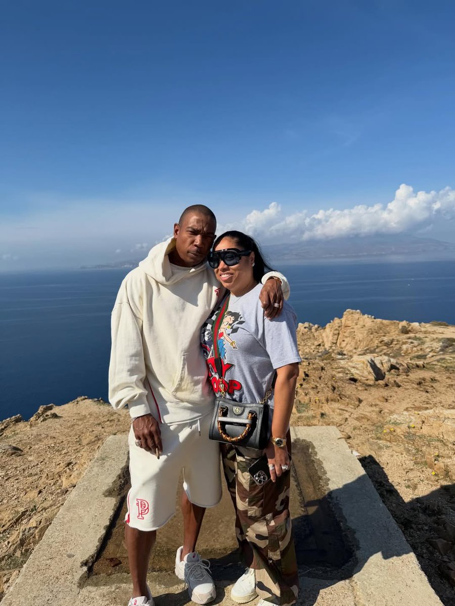 ًWave Checkers tweet media