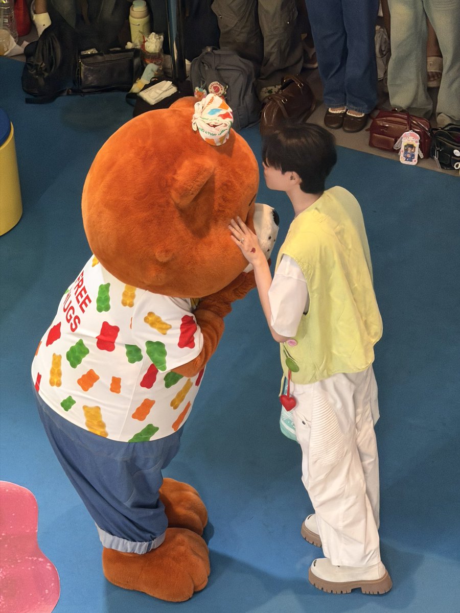 แม่มาแล้วลูกกก tweet media