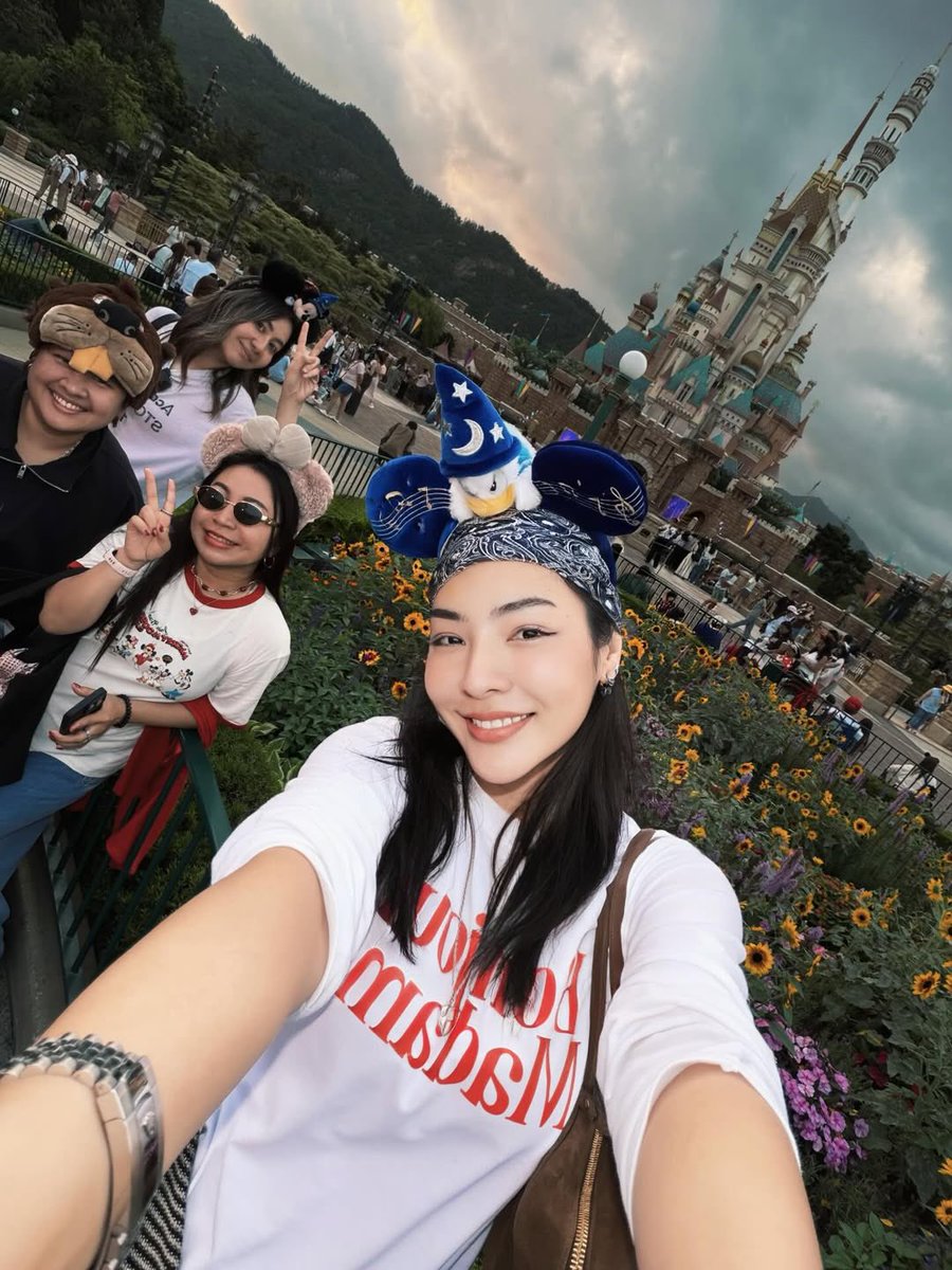 meyou1707's tweet image. Enjoyให้เต็มที่เลยนะ:-( #FayePeraya