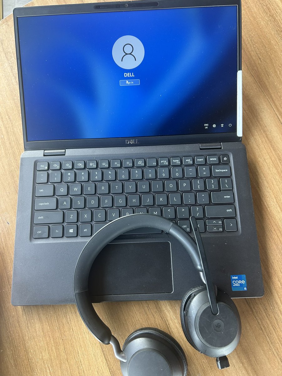 Val Gadgets tweet media