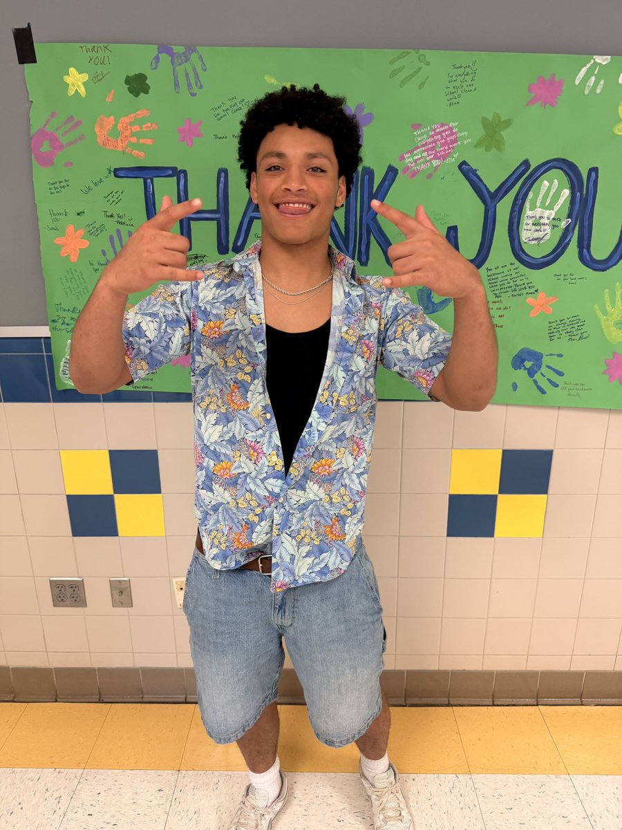 reyftbnks's tweet photo. @lewis_sga #lancerspirit26 https://t.co/Y4Cg8sHvW4
