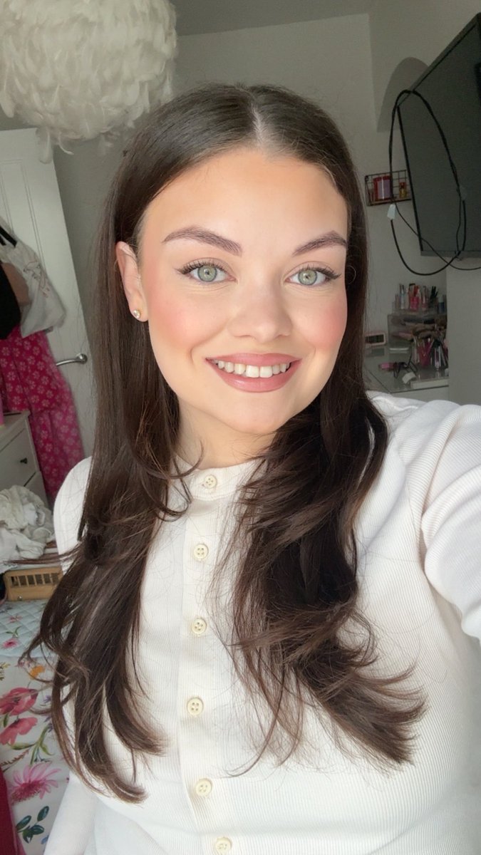 25✨