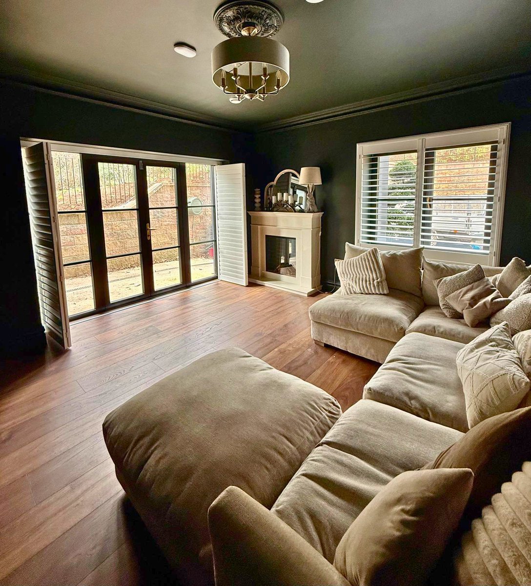 🌿 Timeless Shutters, Beautifully Installed 🌿Check out this stunning shutter installation from a recent Acme Blinds project — clean, elegant, and built to last 🙌 Ready to transform your space? Let’s make it happen. Visit: acmeblinds.com #AcmeBlinds #Shutters