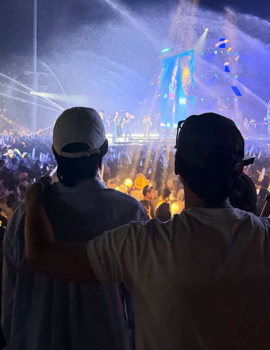 BoysLove Hub tweet media