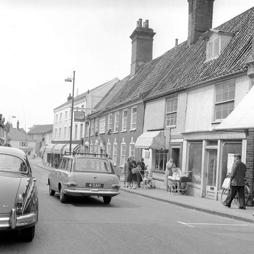 Yesterday's Britain, A Better Britain. tweet media