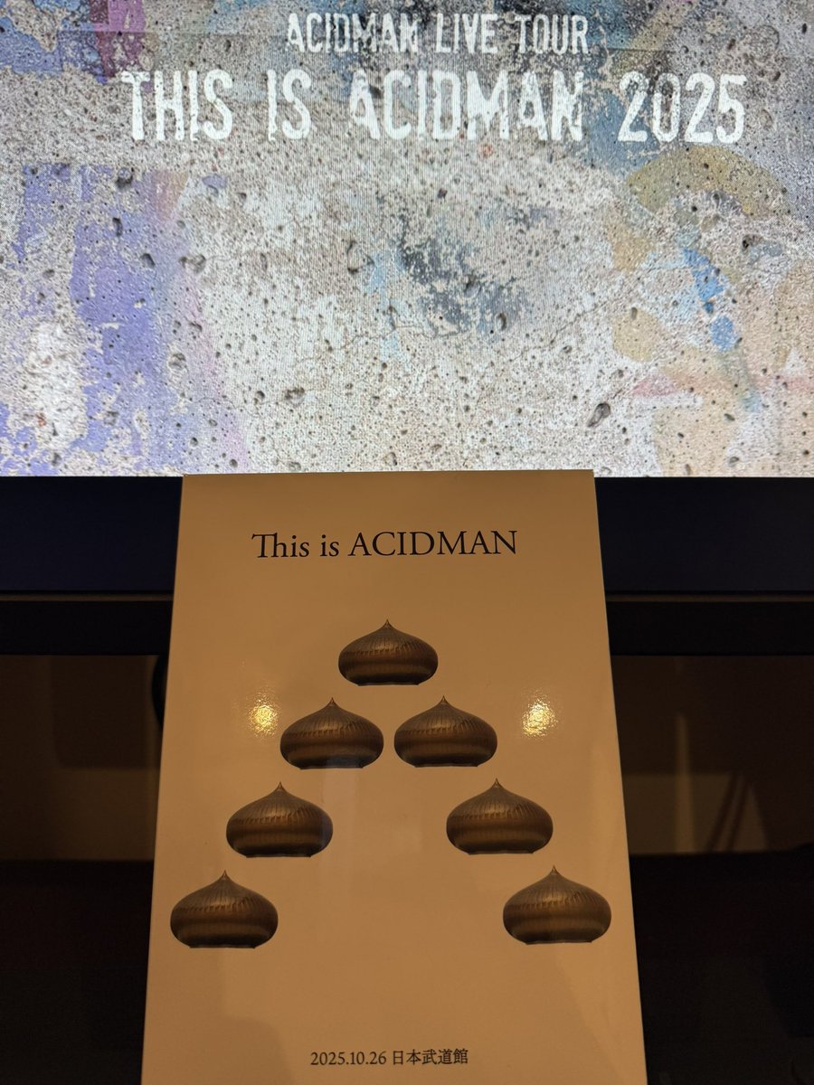 まるさむ tweet media